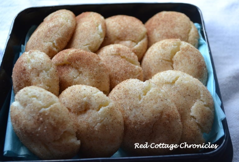 A big plate of snickerdoodles cookies.