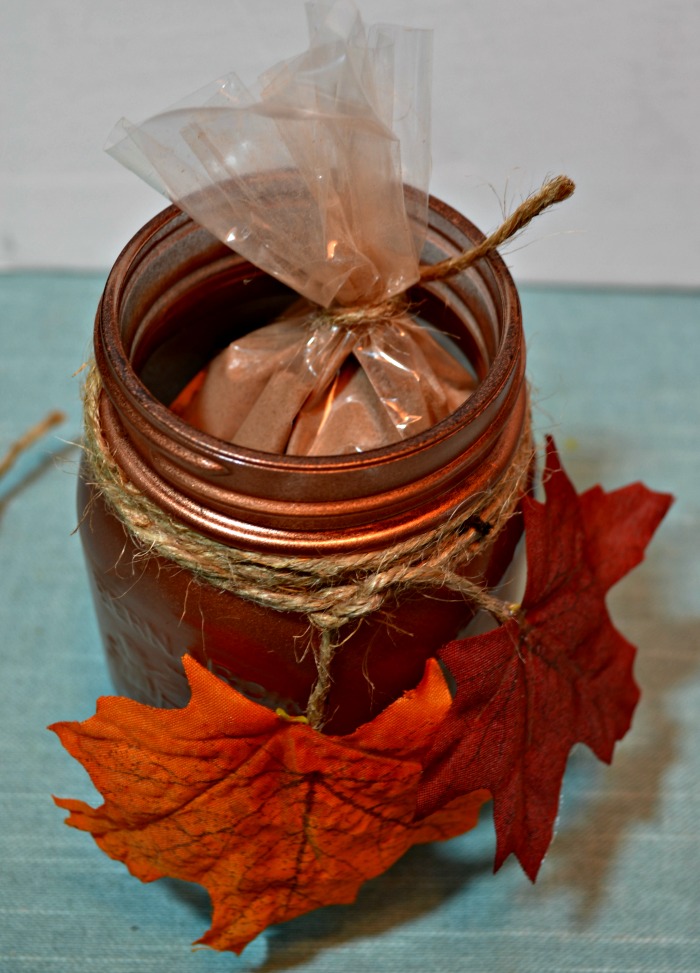 Maple Leaf Mason Jar - Mason Jar Crafts Love