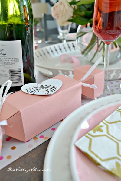 24 Valentine's Day Table Decoration Ideas - Red Cottage Chronicles