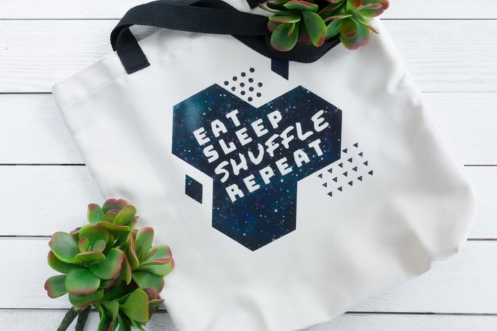 https://www.redcottagechronicles.com/wp-content/uploads/2019/12/Cricut-Infusible-Ink-Tote-Bag-Tutorial-38.jpg