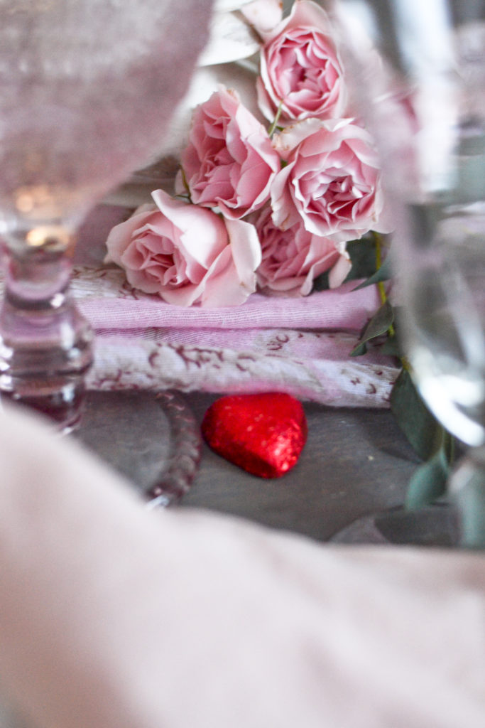A Classy Valentine's Table — The Modern Romantics